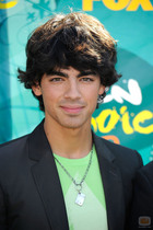 Joe Jonas : joejonas_1288628249.jpg