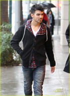 Joe Jonas : joejonas_1293120270.jpg