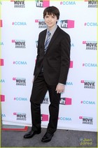 Joel Courtney : joel-courtney-1326620170.jpg