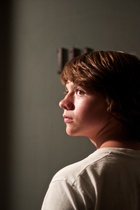 Joel Courtney : joel-courtney-1364936743.jpg