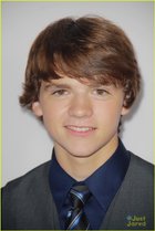 Joel Courtney : joel-courtney-1364958646.jpg