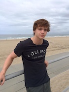 Joel Courtney : joel-courtney-1437451201.jpg