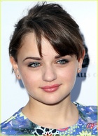 Joey King : joey-king-1428174922.jpg