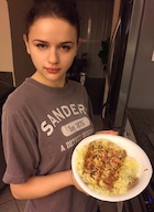 Joey King : joey-king-1444602721.jpg