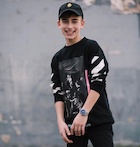 Johnny Orlando : johnny-orlando-1487358726.jpg