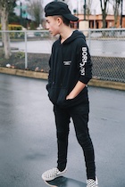 Johnny Orlando : johnny-orlando-1488270241.jpg