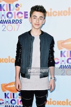 Johnny Orlando : johnny-orlando-1489369648.jpg