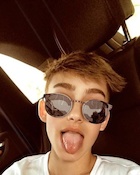 Johnny Orlando : johnny-orlando-1498676015.jpg