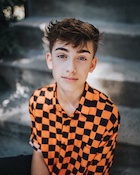 Johnny Orlando : johnny-orlando-1502494384.jpg