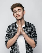 Johnny Orlando : johnny-orlando-1505539624.jpg