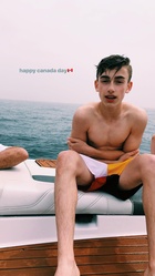 Johnny Orlando : johnny-orlando-1530458716.jpg