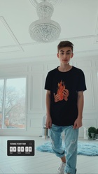 Johnny Orlando : johnny-orlando-1555954683.jpg