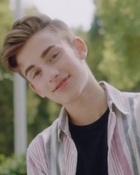 Johnny Orlando : johnny-orlando-1570657087.jpg