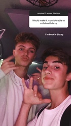 Johnny Orlando : johnny-orlando-1571848205.jpg