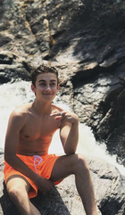 Johnny Orlando : johnny-orlando-1584306265.jpg