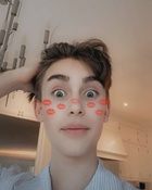 Johnny Orlando : johnny-orlando-1587658137.jpg