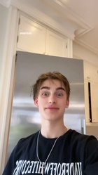 Johnny Orlando : johnny-orlando-1588109543.jpg