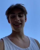 Johnny Orlando : johnny-orlando-1590561871.jpg