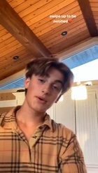 Johnny Orlando : johnny-orlando-1597261141.jpg