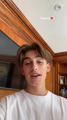 Johnny Orlando : johnny-orlando-1600470640.jpg