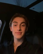 Johnny Orlando : johnny-orlando-1604949001.jpg