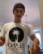 Johnny Orlando : johnny-orlando-1605386134.jpg