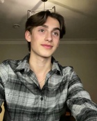 Johnny Orlando : johnny-orlando-1615136478.jpg