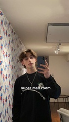 Johnny Orlando : johnny-orlando-1619050039.jpg