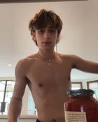 Johnny Orlando : johnny-orlando-1673821064.jpg