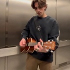 Johnny Orlando : johnny-orlando-1680470860.jpg