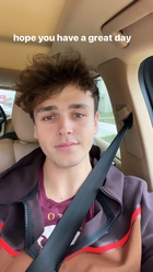 Jonah Marais : jonah-marais-1670119202.jpg