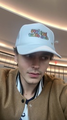 Jonah Marais : jonah-marais-1682976061.jpg