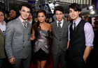 Jonas Brothers : TI4U_u1229310090.jpg