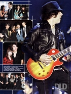 Jonas Brothers : TI4U_u1293120286.jpg