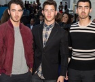 Jonas Brothers : jonas-brothers-1422893701.jpg