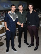 Jonas Brothers : jonas-brothers-1495665002.jpg