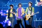 Jonas Brothers : jonas_brothers_1193241805.jpg