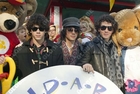 Jonas Brothers : jonas_brothers_1196130316.jpg