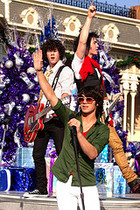 Jonas Brothers : jonas_brothers_1197239109.jpg