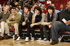 Jonas Brothers : jonas_brothers_1203352009.jpg