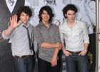 Jonas Brothers : jonas_brothers_1208619928.jpg