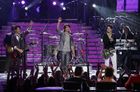 Jonas Brothers : jonas_brothers_1211473610.jpg