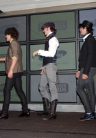 Jonas Brothers : jonas_brothers_1216271319.jpg