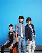 Jonas Brothers : jonas_brothers_1218221112.jpg