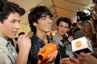 Jonas Brothers : jonas_brothers_1239426438.jpg