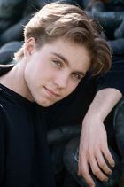 Jonathan Brandis : CloseupBlack.jpg