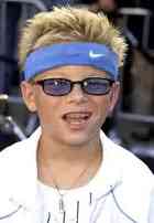 Jonathan Lipnicki : TI4U_u1146947757.jpg