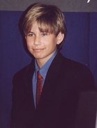 Jonathan Taylor Thomas : TI4U_u1135326925.jpg