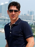 Jonathan Knight : jonathan-knight-1418261199.jpg