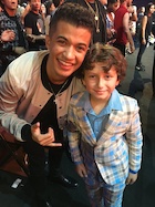 Jordan Fisher : TI4U1471850328.jpg